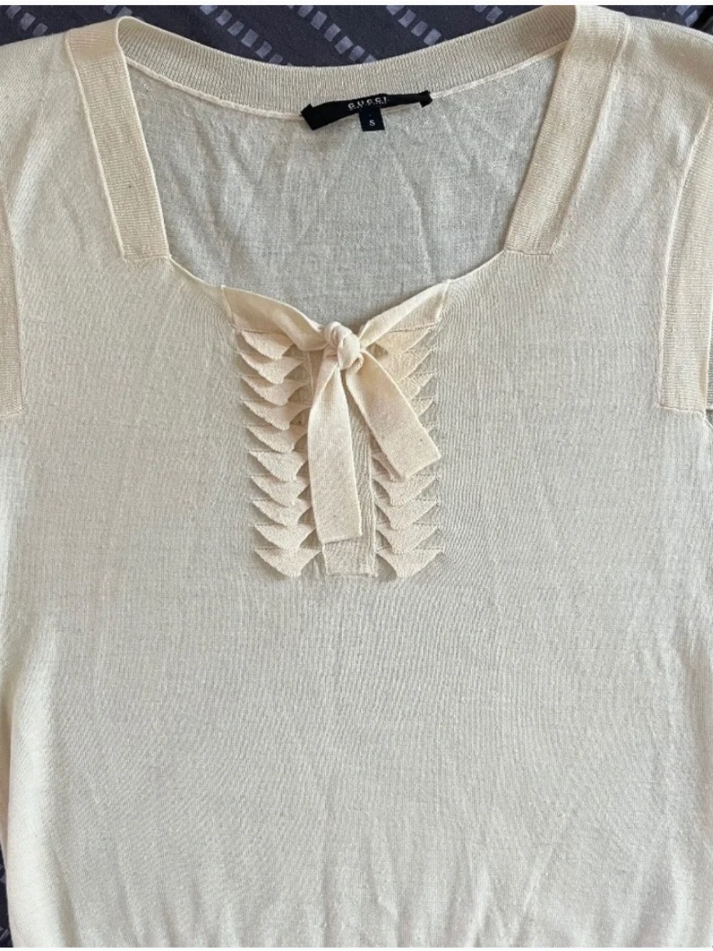 Gucci Cream Ruffle Tie-Front Tank Top
